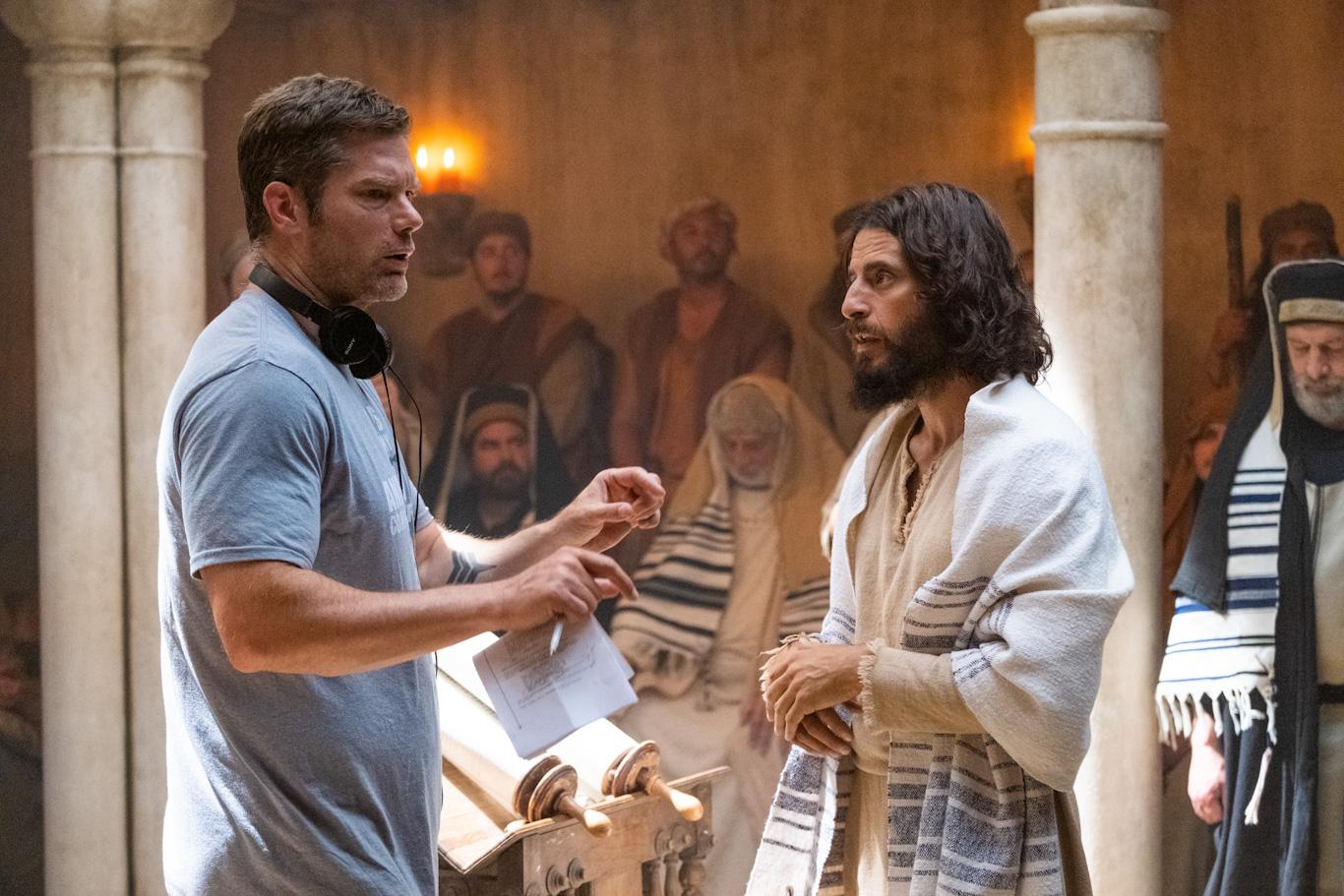Director Dallas Jenkins and 'Jesus' discuss a scene
