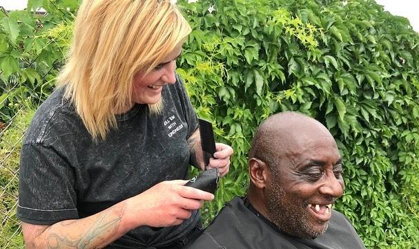 Mobile haircuts for homeless